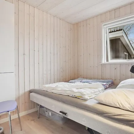 Gunholm - 150m From The Sea By Interhome